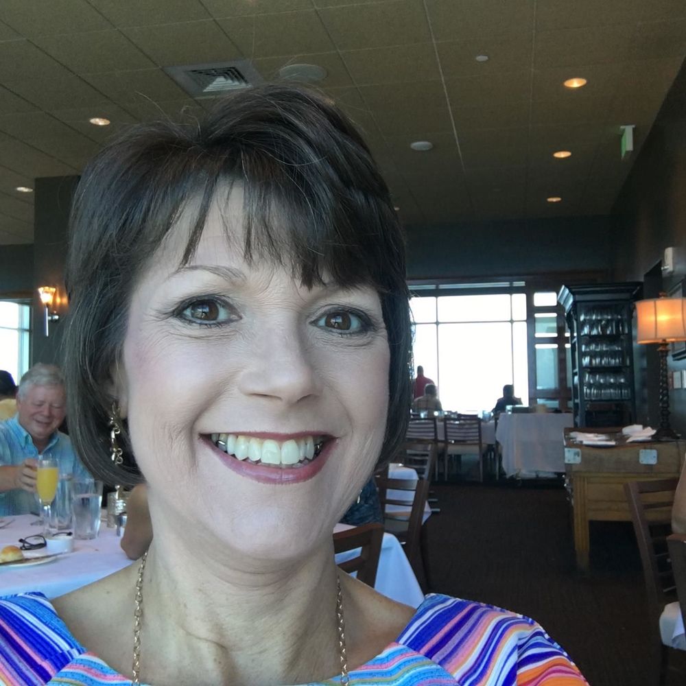 Meet your Posher, Maria